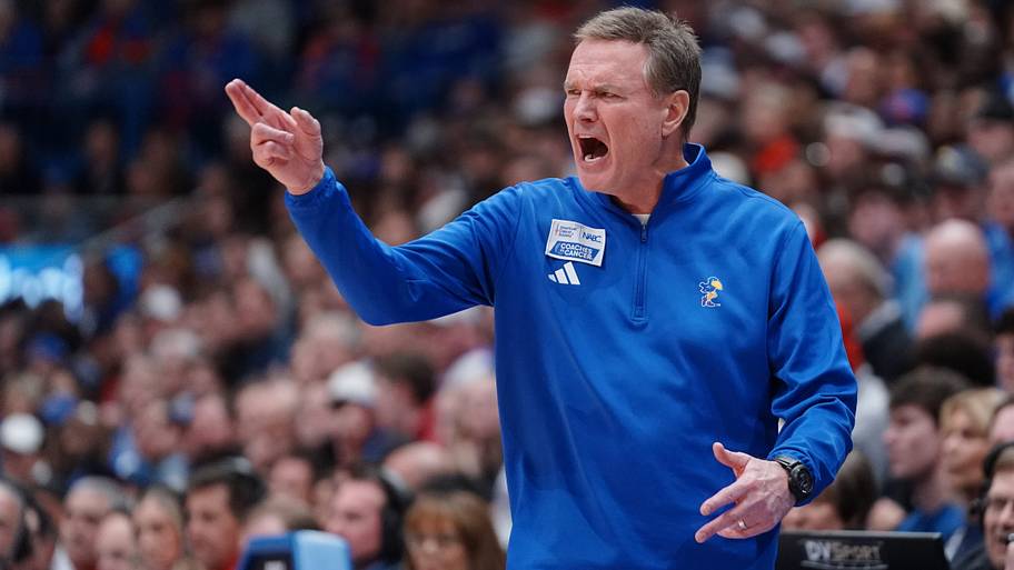 Kansas Basketball Absent From CBS Sports' Preseason Top 25
