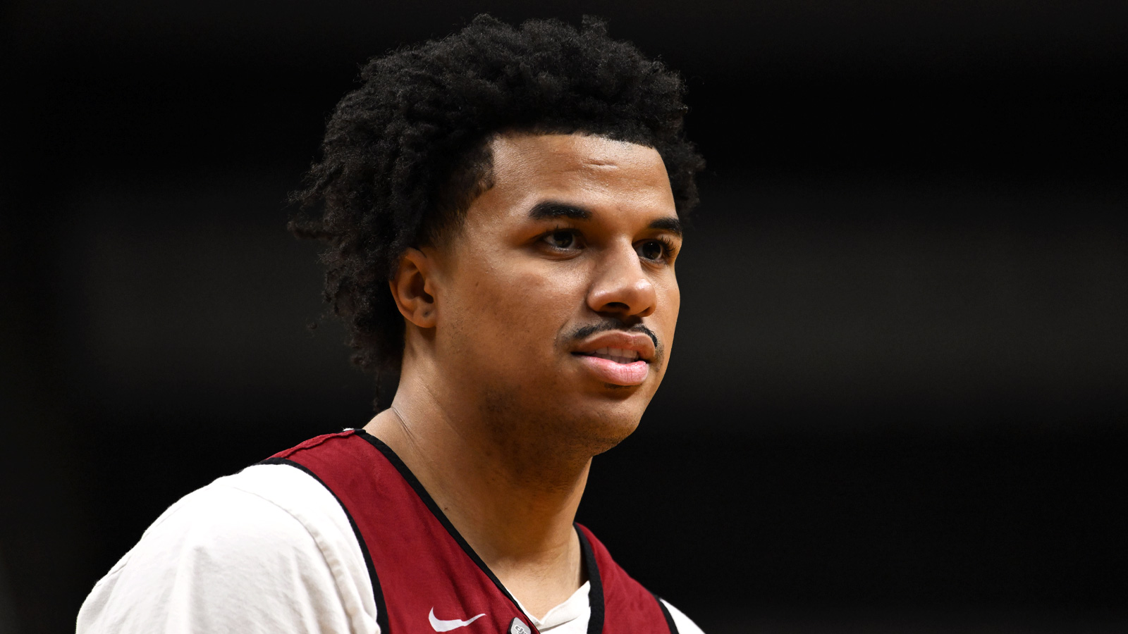 Oregon adds former John Calipari transfer forward after court ruling