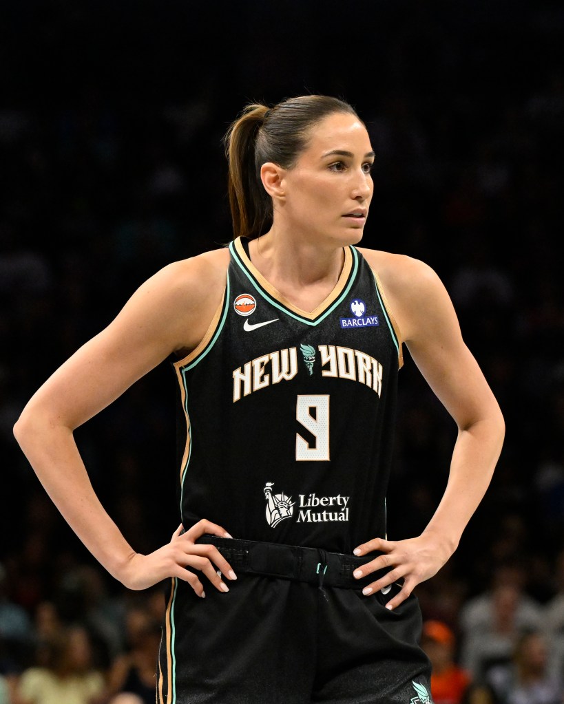 Rebecca Allen has no misgivings over benching for healthy Leonie Fiebich