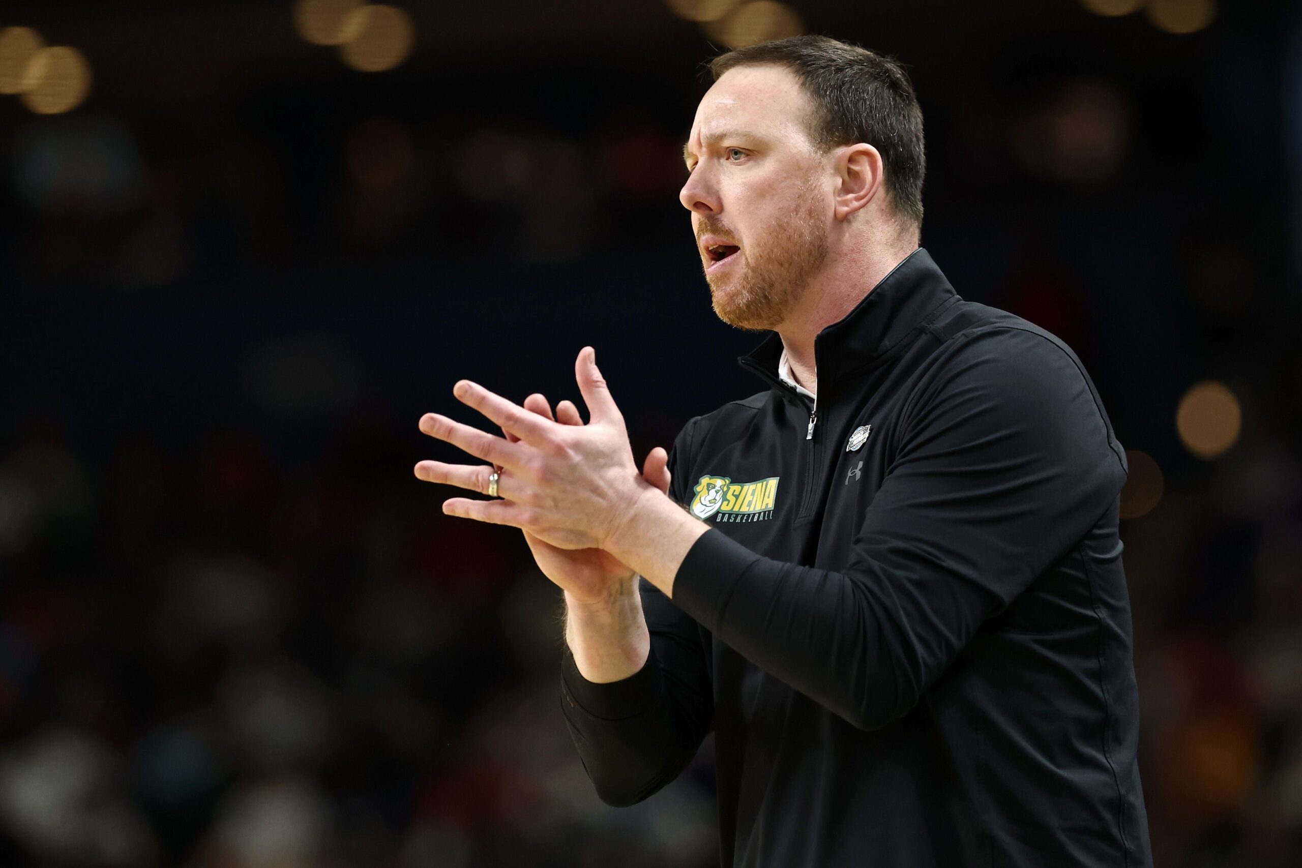 Syracuse men’s basketball: Orange lock in exhibition matchup against Siena