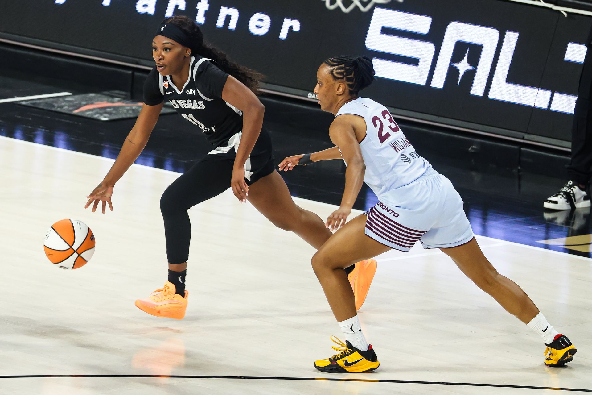 TST Images: Aces defeat the Tempo,  93-73, at Michelob ULTRA Arena