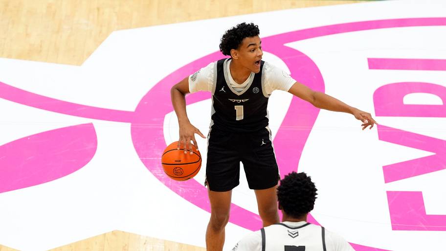 Why One Coach Isn't Picking Illinois Basketball as His Preseason No. 1
