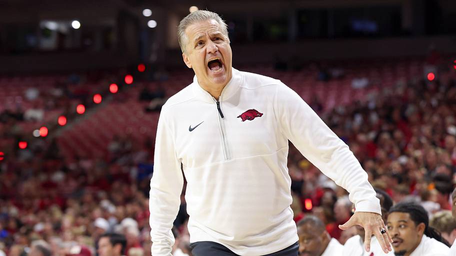 Arkansas Wins Again, But John Calipari Isn't Happy With What He's Seeing