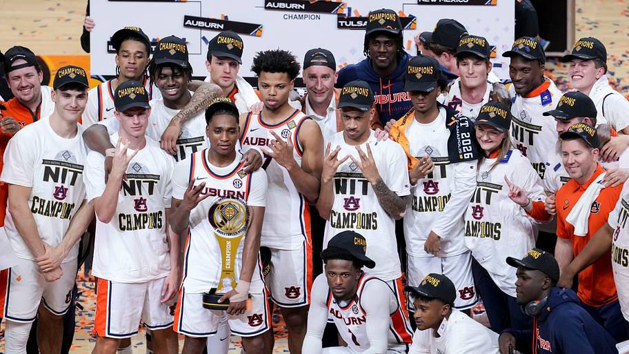 Auburn Basketball Makes Top 25 In Early Rankings