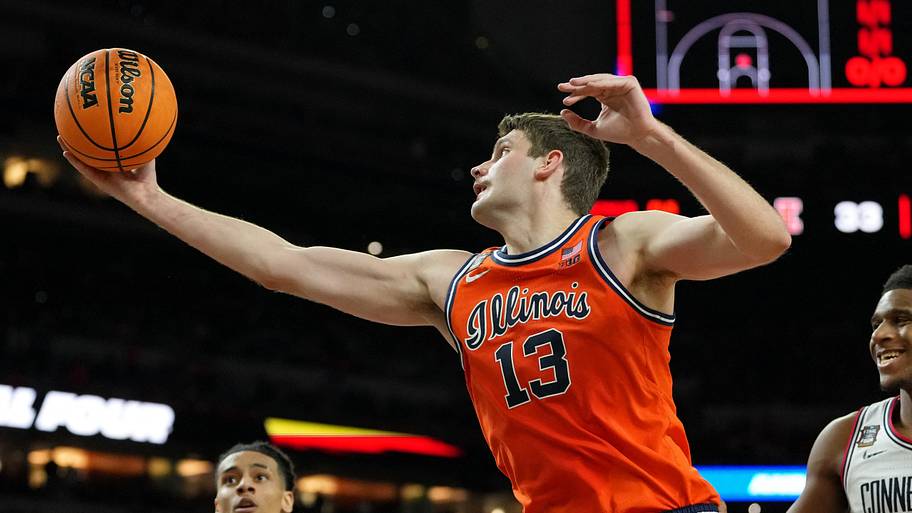 Instant Observations From Illinois Basketball's Blowout Exhibition Win Over UIC