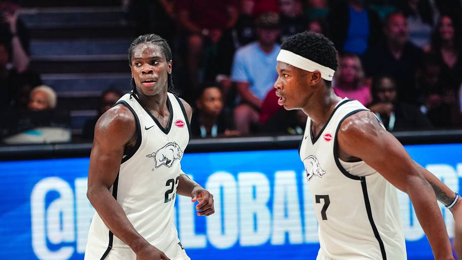 JJ Andrews Shows His Value Beyond Scoring in Arkansas' Win Over Gonzaga