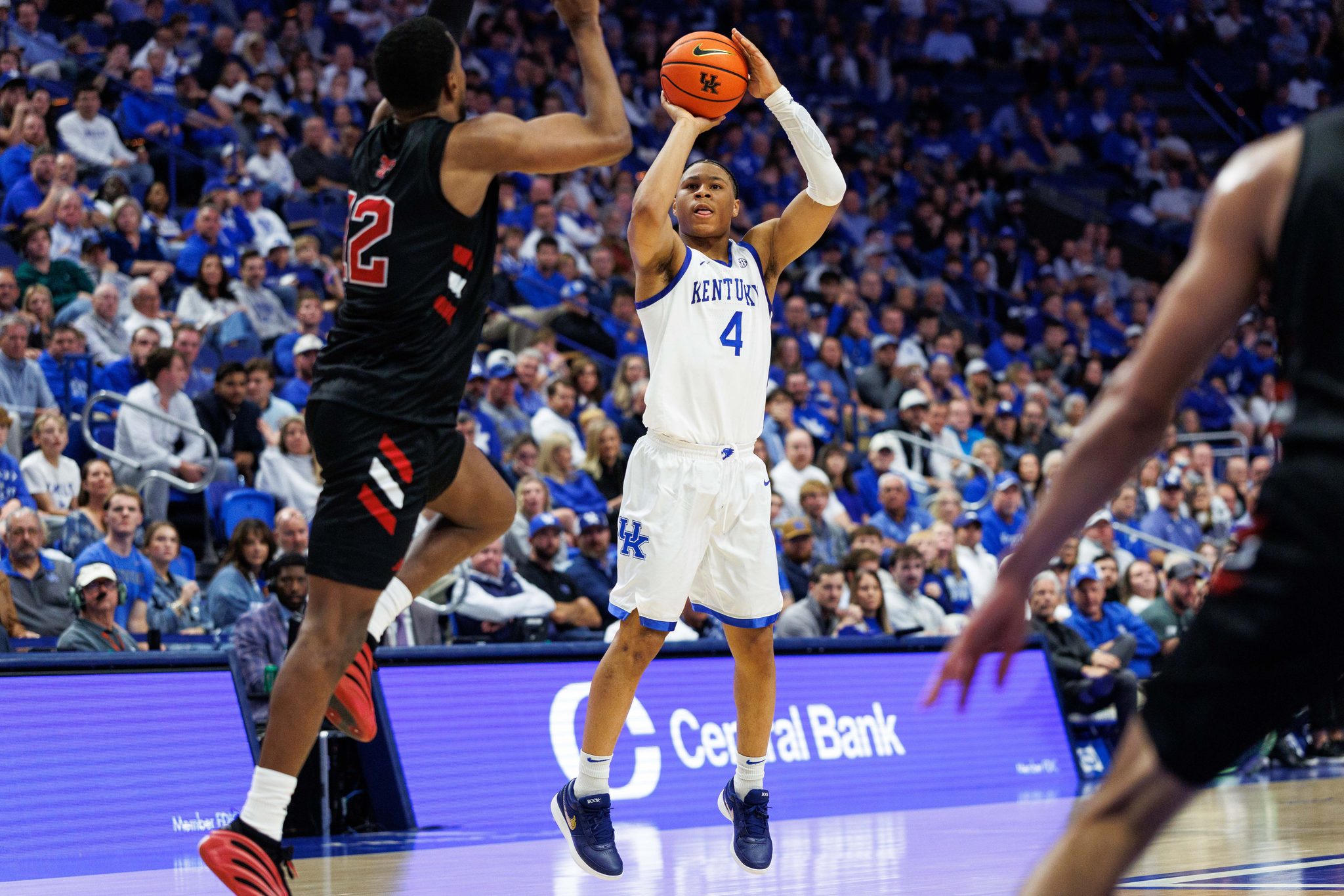 Kentucky Basketball Continues Impressive Preseason With Win Over Texas Tech