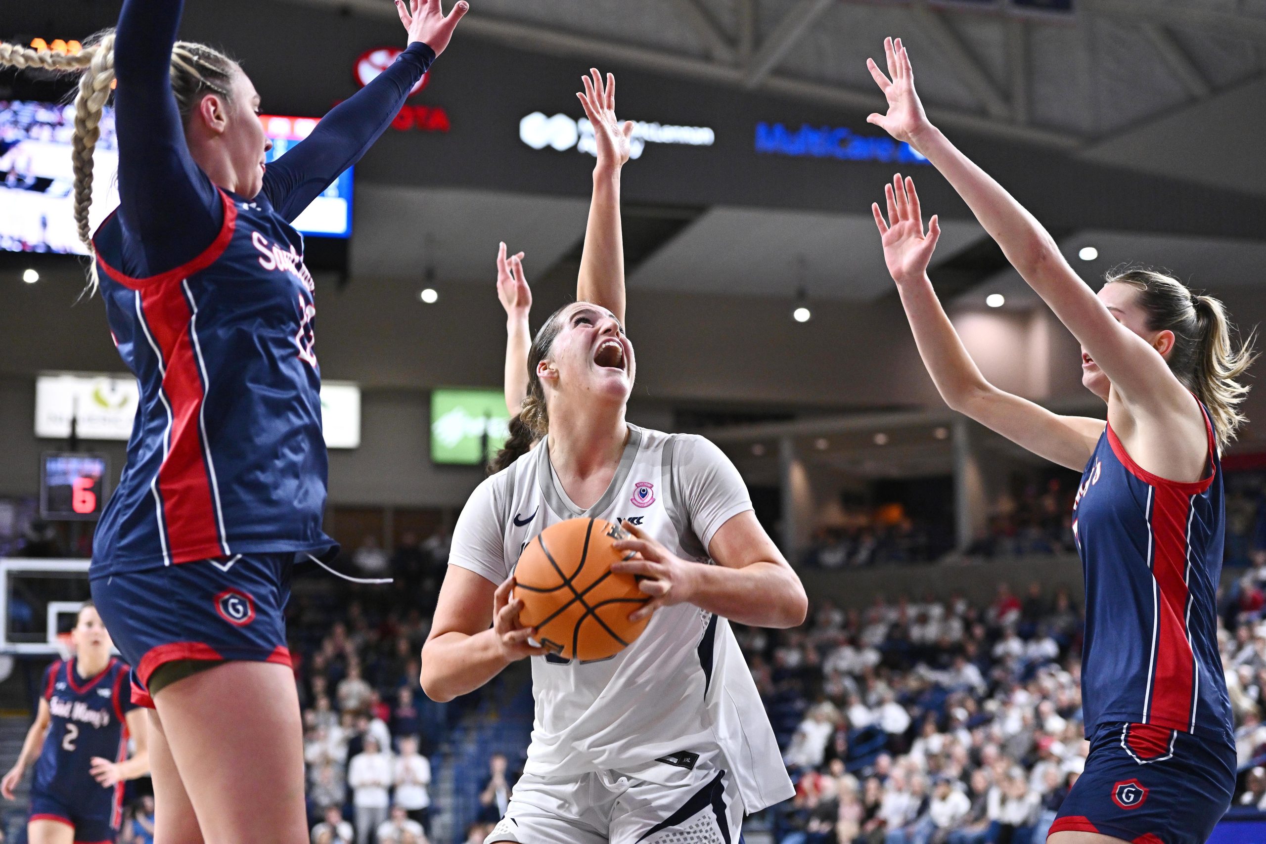 Lauren Whittaker Named to Becky Hammon Award Watchlist