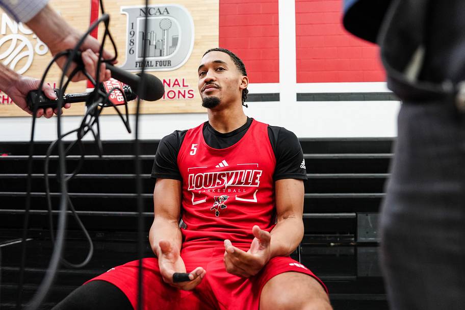 Louisville @ Kansas Basketball: GAMEDAY NOTES