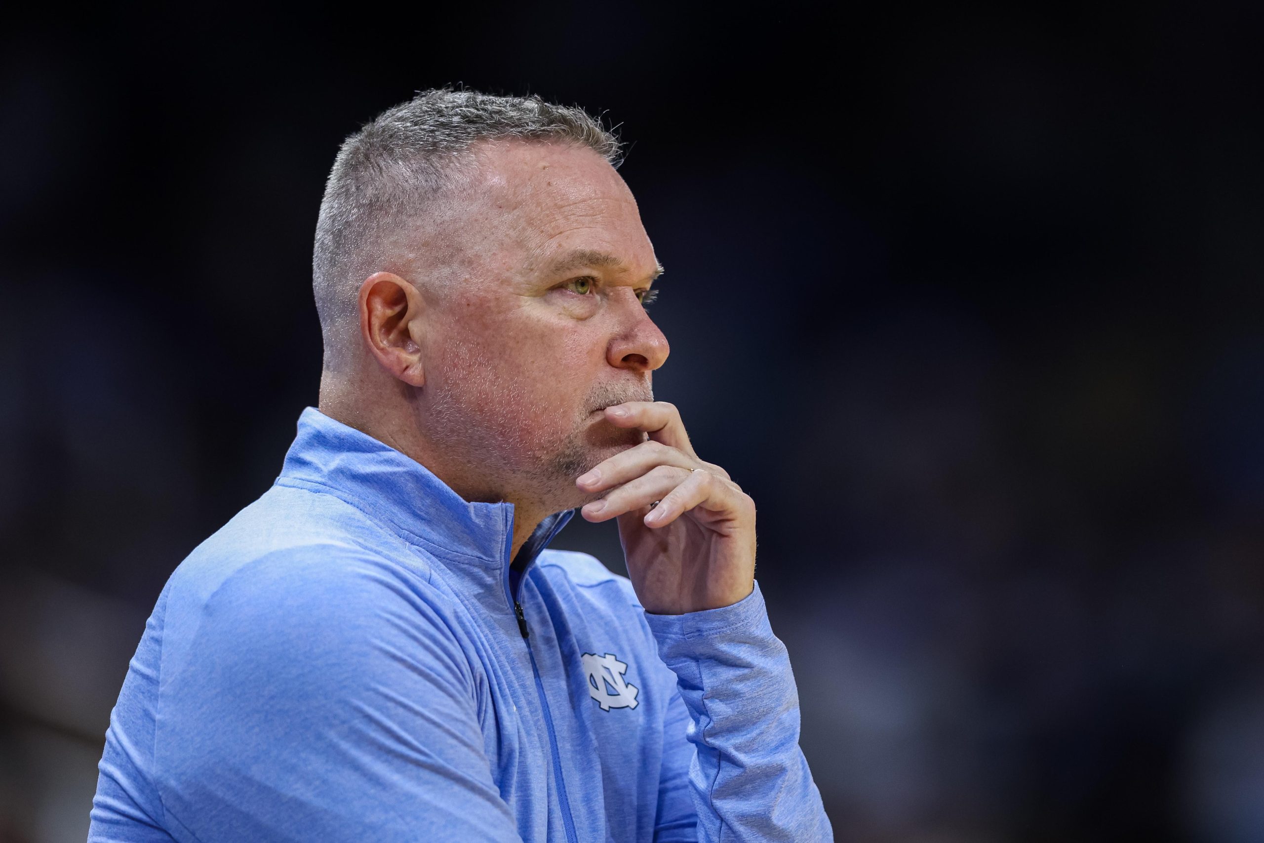 Neighborhood News: UNC Avoids A Stunning Loss And Hubert Davis News