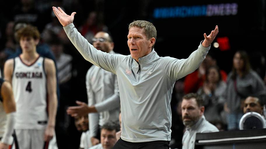 No. 15 Gonzaga Comes To Fayetteville With Experience Abound