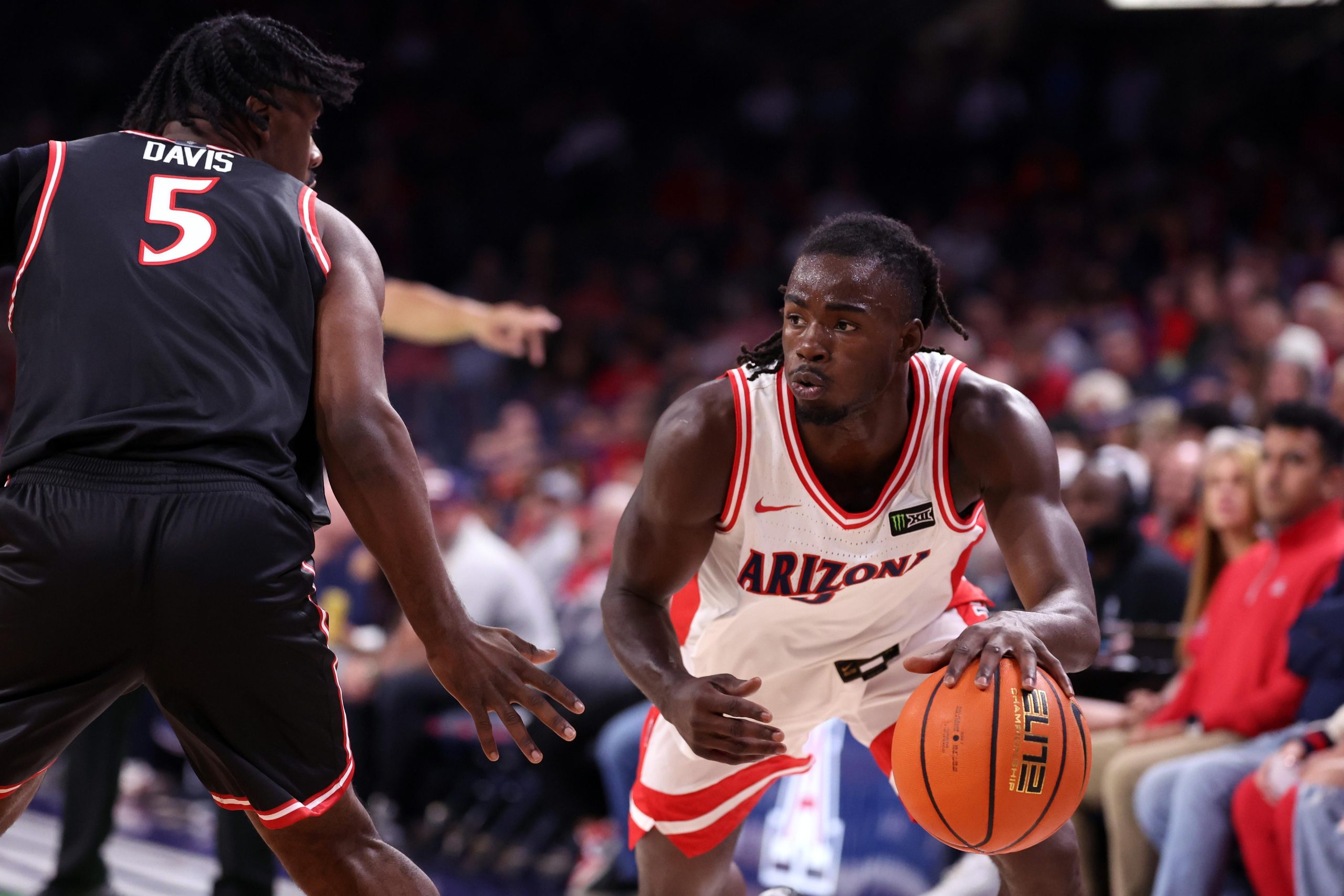 Report: Arizona men’s basketball roster spending trails top programs