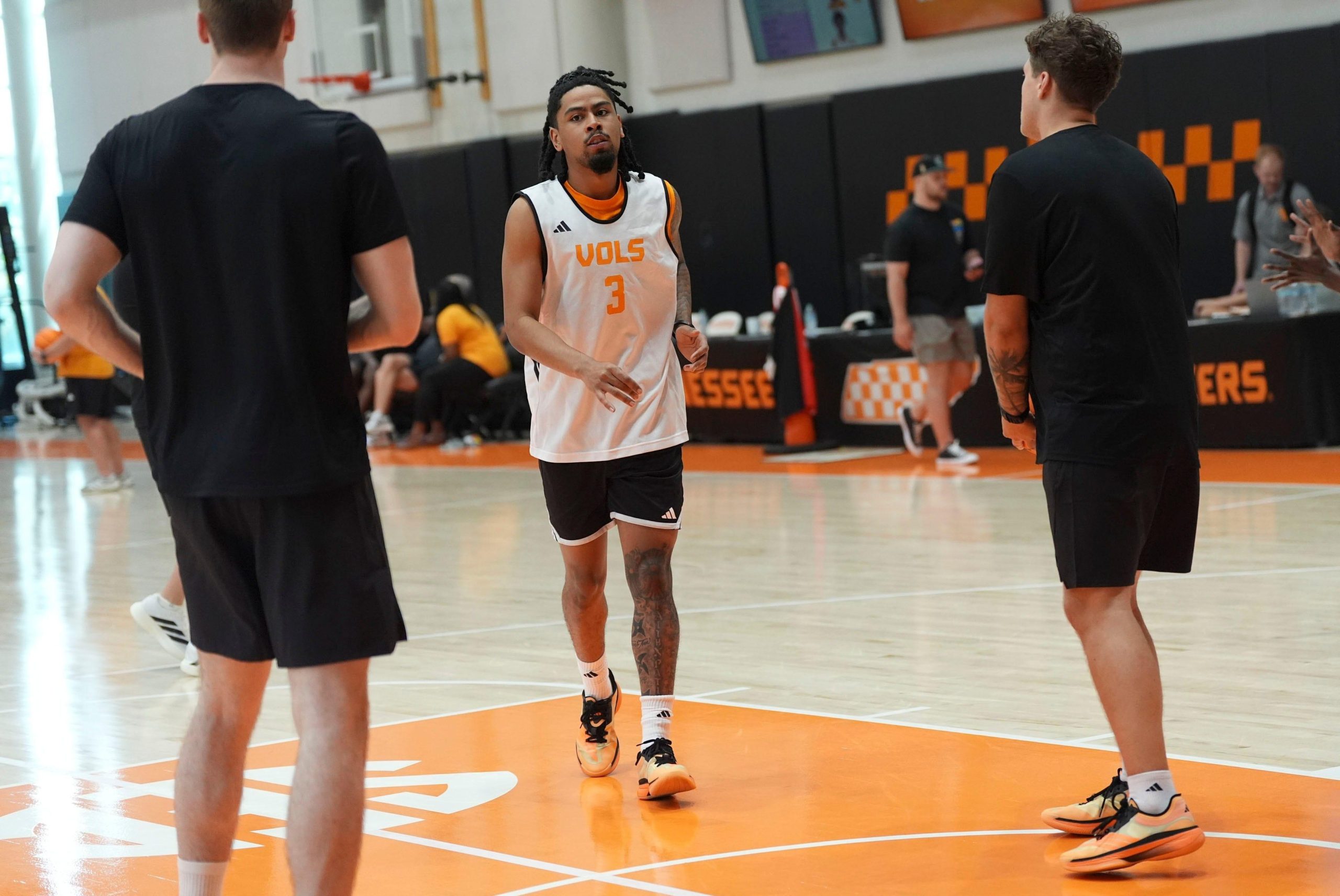 Report: Terrence Hill Jr. injury not considered serious
