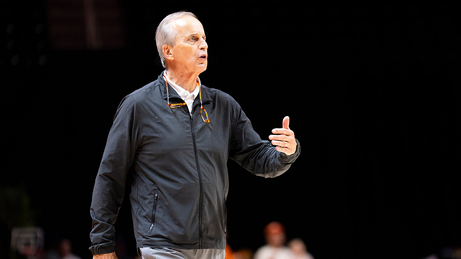 Rick Barnes Sees Progress, but Tennessee Is Still Missing Its Edge