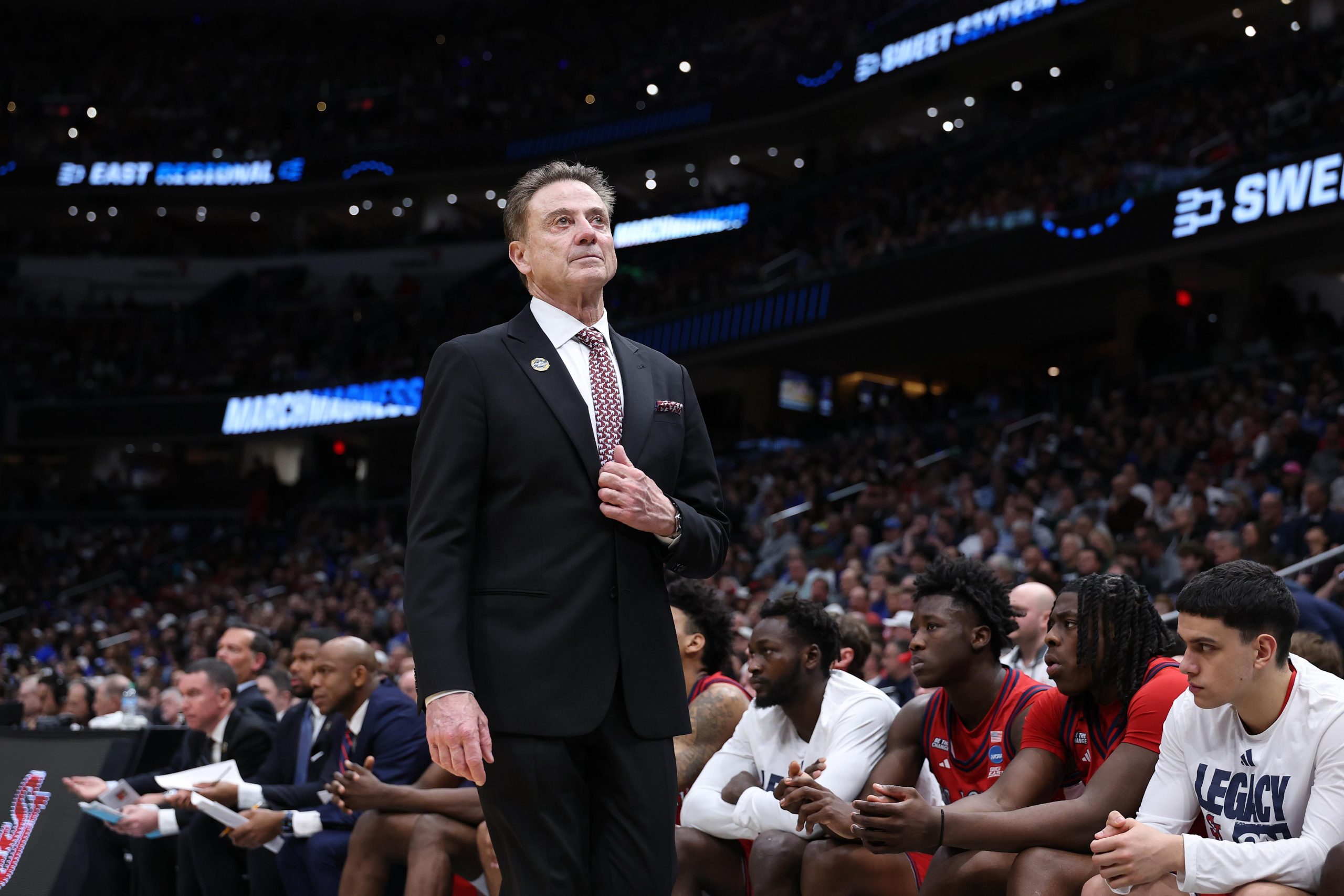 Rick Pitino will make Yum Center return on Jan. 2