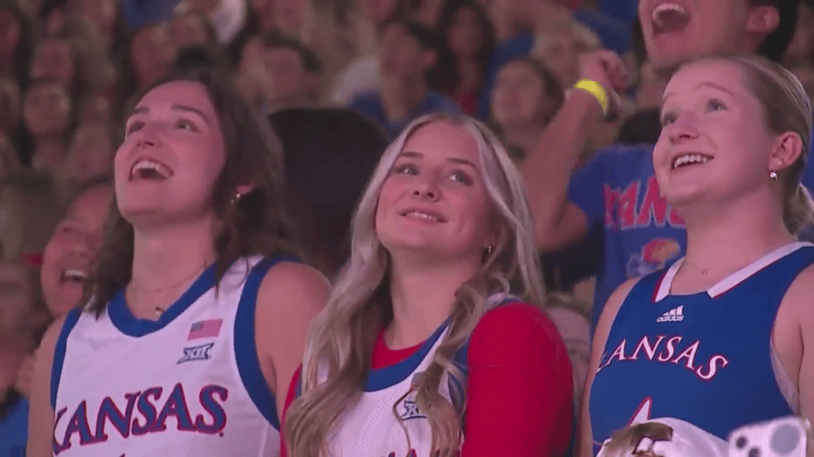 Students, alumni return to Allen Fieldhouse for 42nd Late Night in the Phog