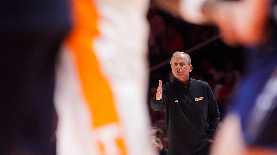 Tennessee Basketball Players Terrence Hill Jr. and Troy Henderson React to Loss against Xavier