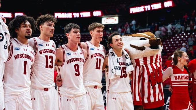 Three things to watch as Wisconsin Badgers play their exhibition game at Green Bay