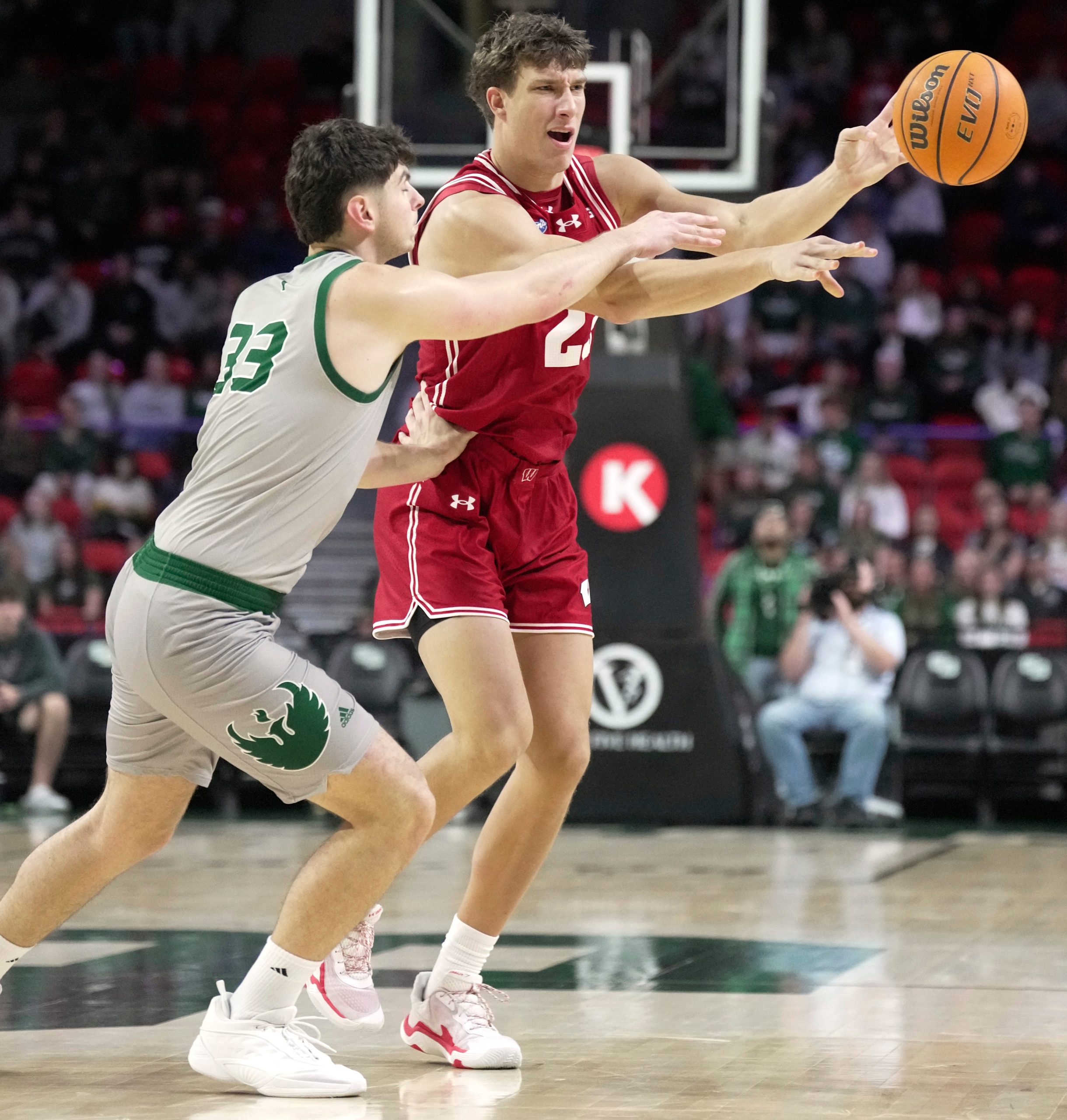 Wisconsin basketball not taking unneeded risk with Will Garlock injury
